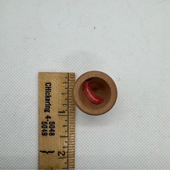 Vintage Wooden Hand Painted Folk Art Strawberry Sewing Thimble Switzerland - Picture 5 of 10